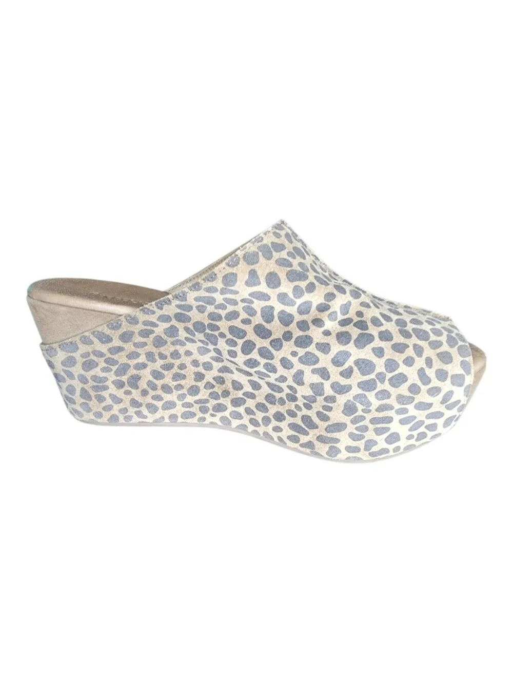Chocolat Blu Wynn Peep Toe Wedges, Womens 6